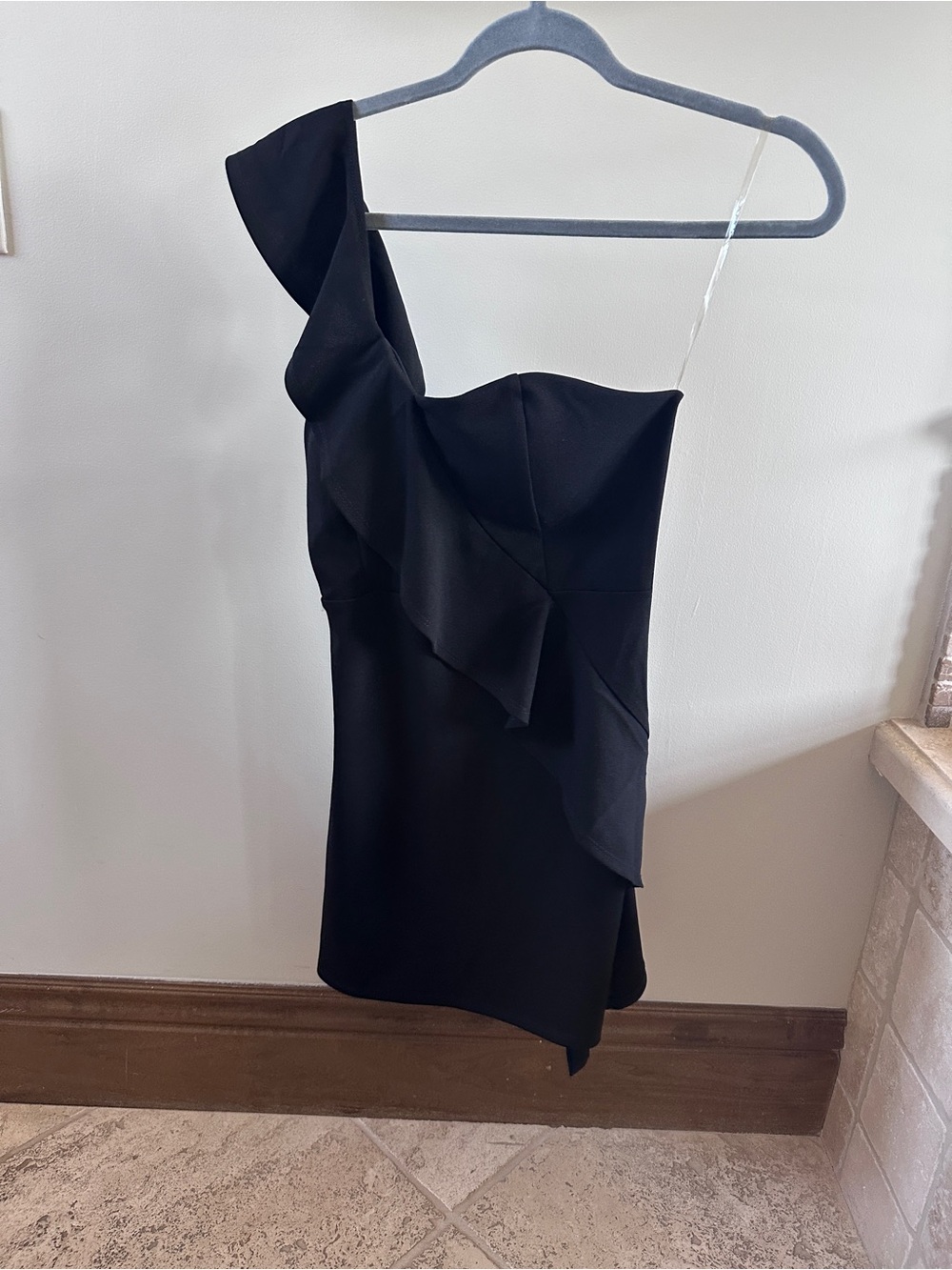 Black One-Shoulder Ruffle Mini Dress